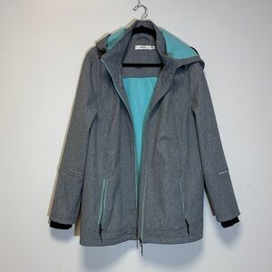 Ricki's Elegant Gray Blazer with Blue Details